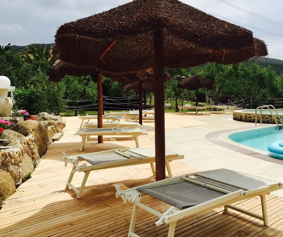 *** Aparthotel Residence Dolores Castle Marina di Campo Italy