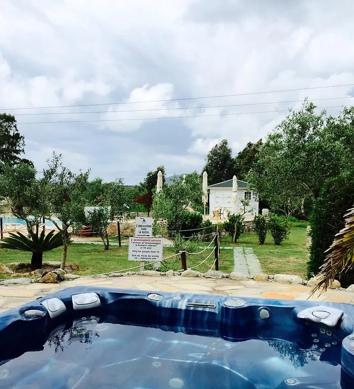 *** Aparthotel Residence Dolores Castle Marina di Campo Italy