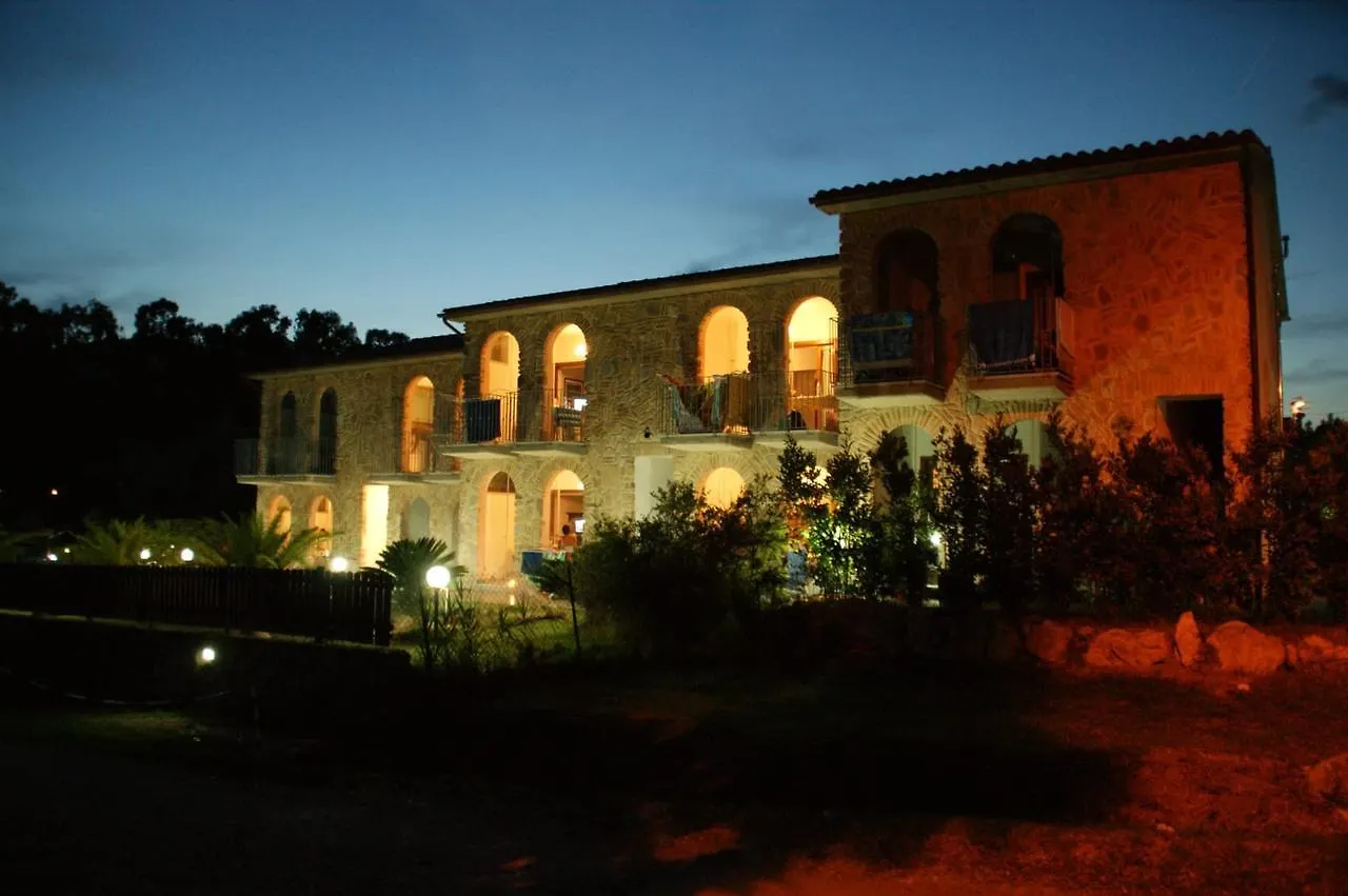 Aparthotel Residence Dolores Castle Marina di Campo