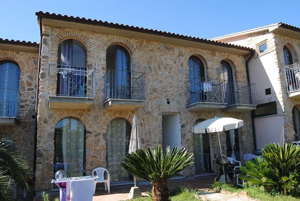 Residence Dolores Castle Marina di Campo 3*,